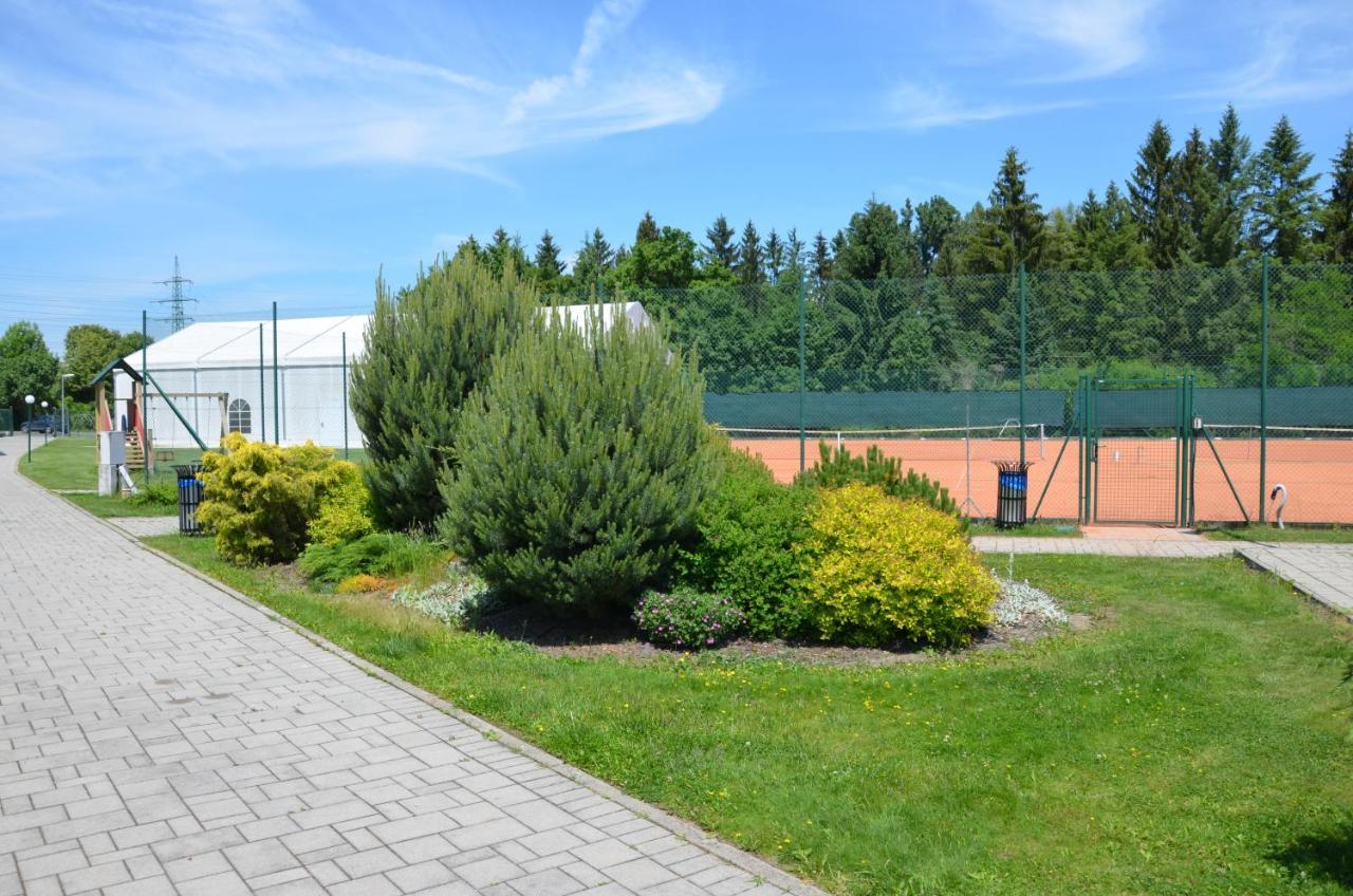 Penzión Rocket Club Lučenec Exterior foto