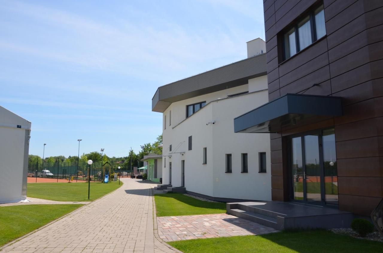 Penzión Rocket Club Lučenec Exterior foto